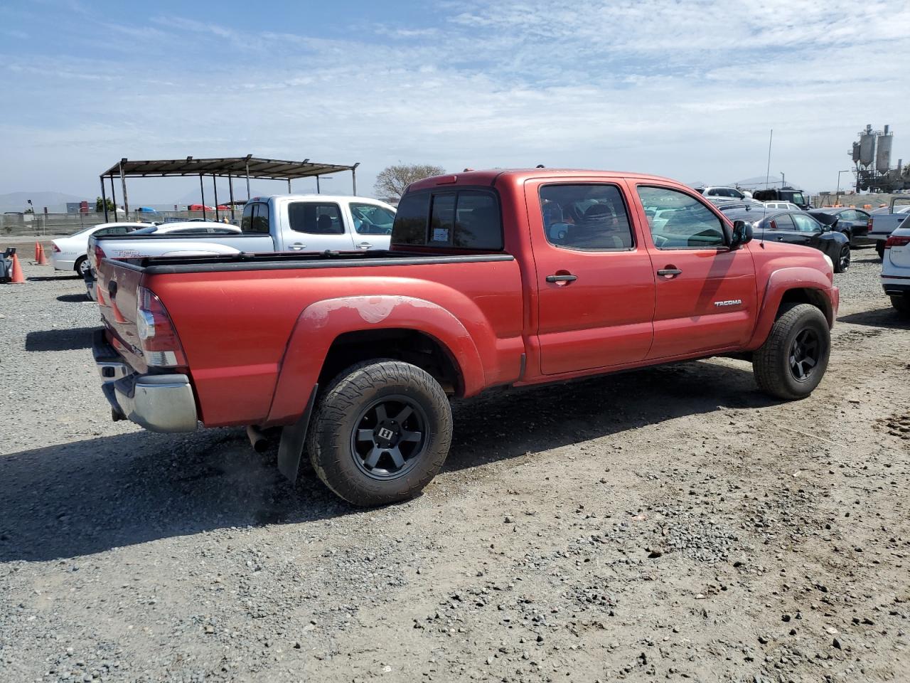 2010 Toyota Tacoma - Image 3