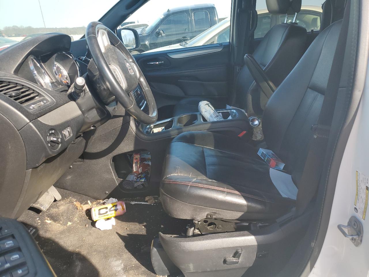 2019 Dodge Caravan - Image 7