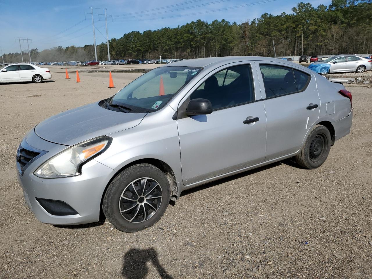2015 Nissan Versa - Image 1