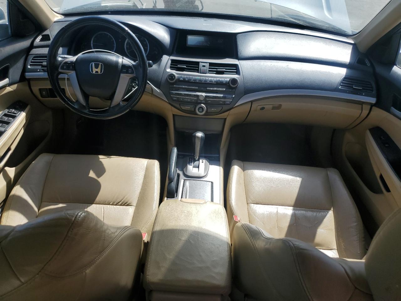 2011 Honda Accord - Image 8