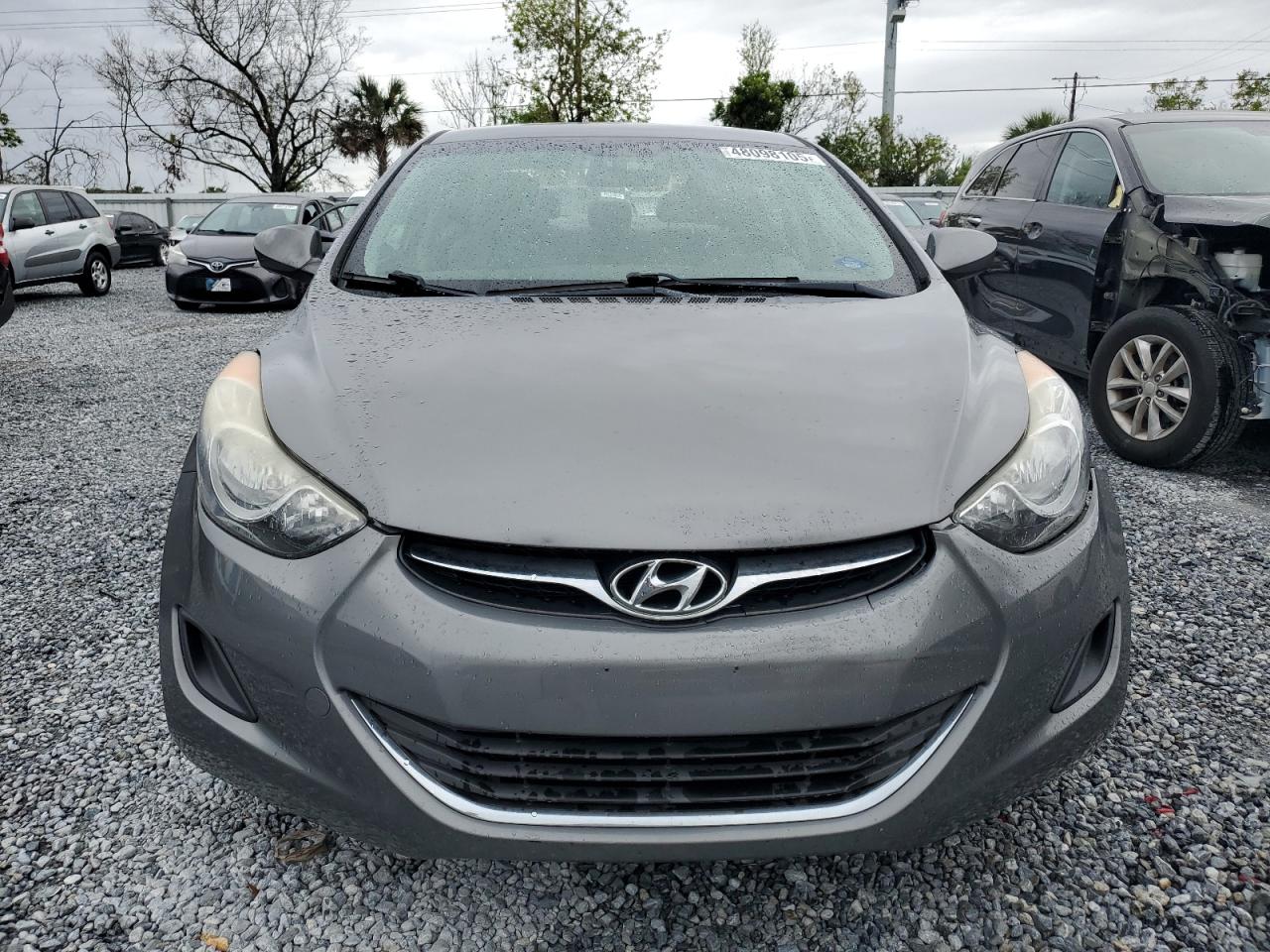 2012 Hyundai Elantra - Image 5