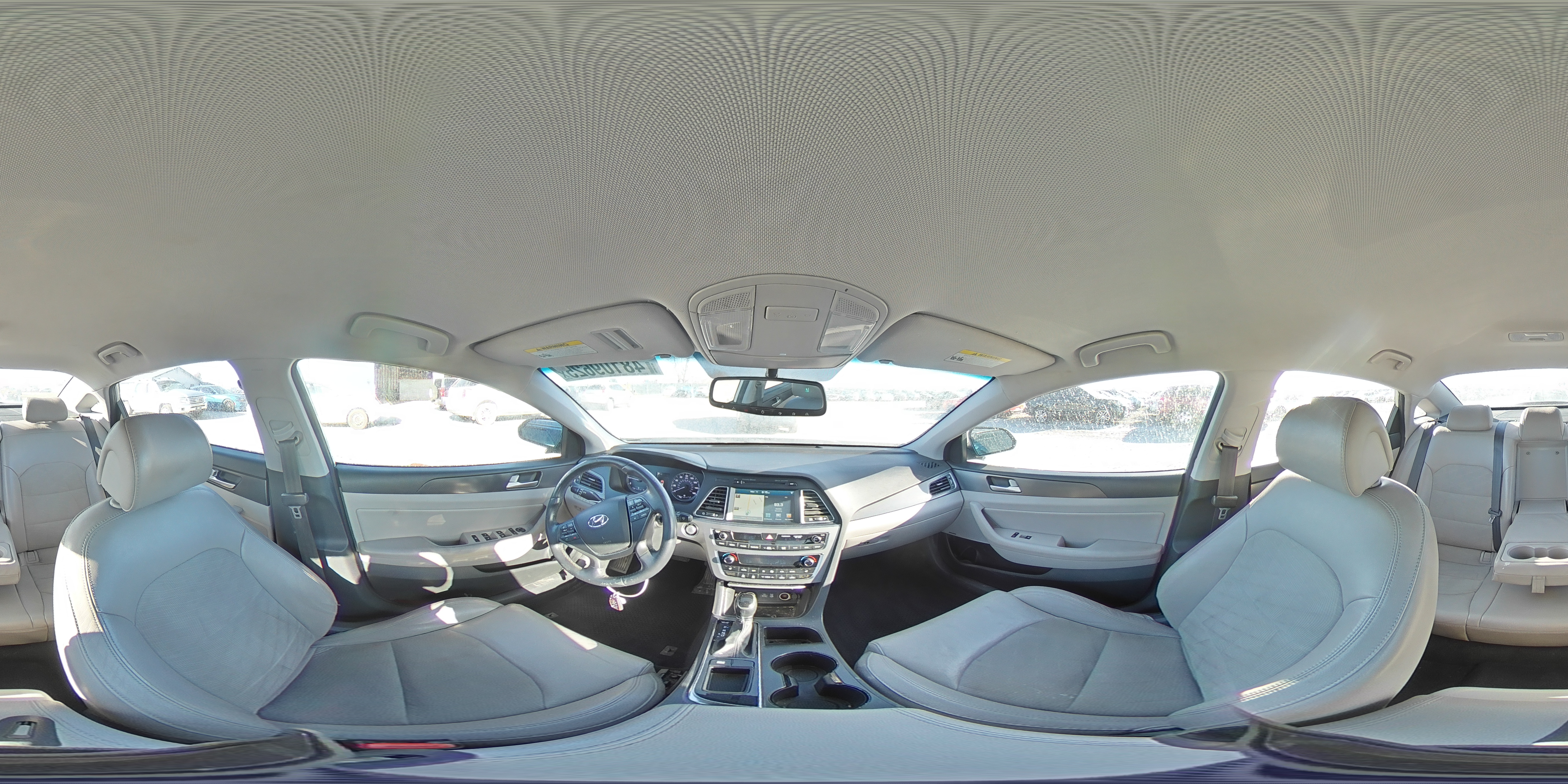 2015 Hyundai Sonata - Image 12
