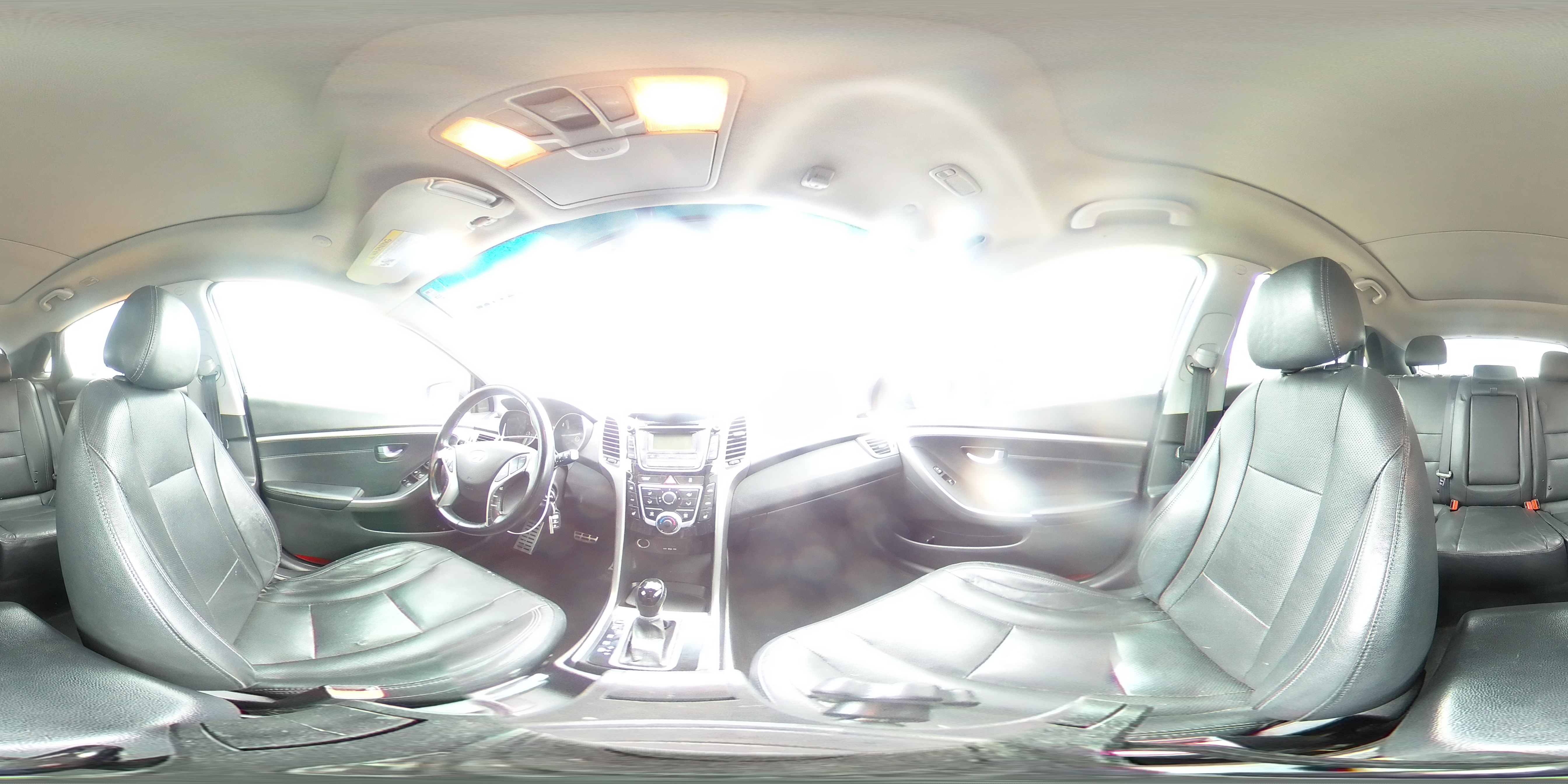 2013 Hyundai Elantra - Image 14