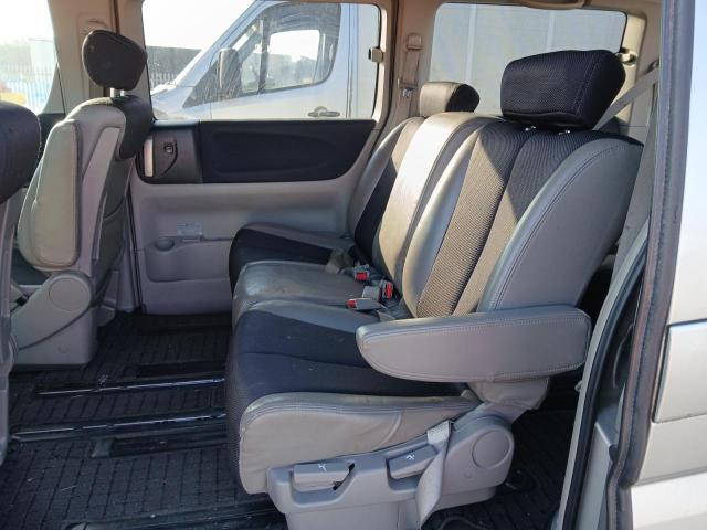 2004 NISSAN ELGRAND