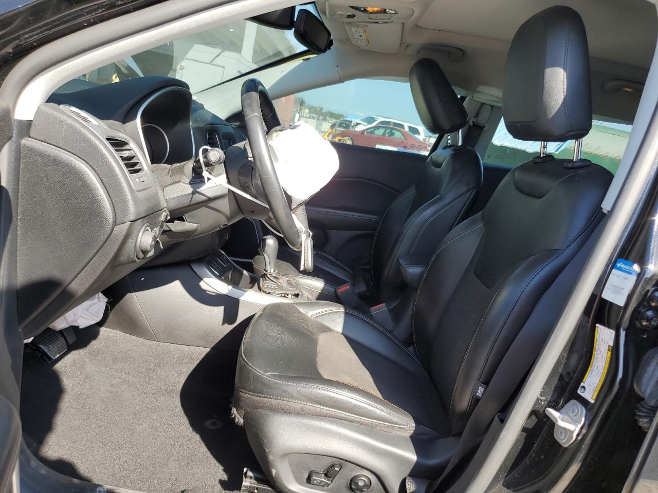 2020 Jeep Compass Latitude VIN: 3C4NJCBB4LT241702 Lot: 48745925
