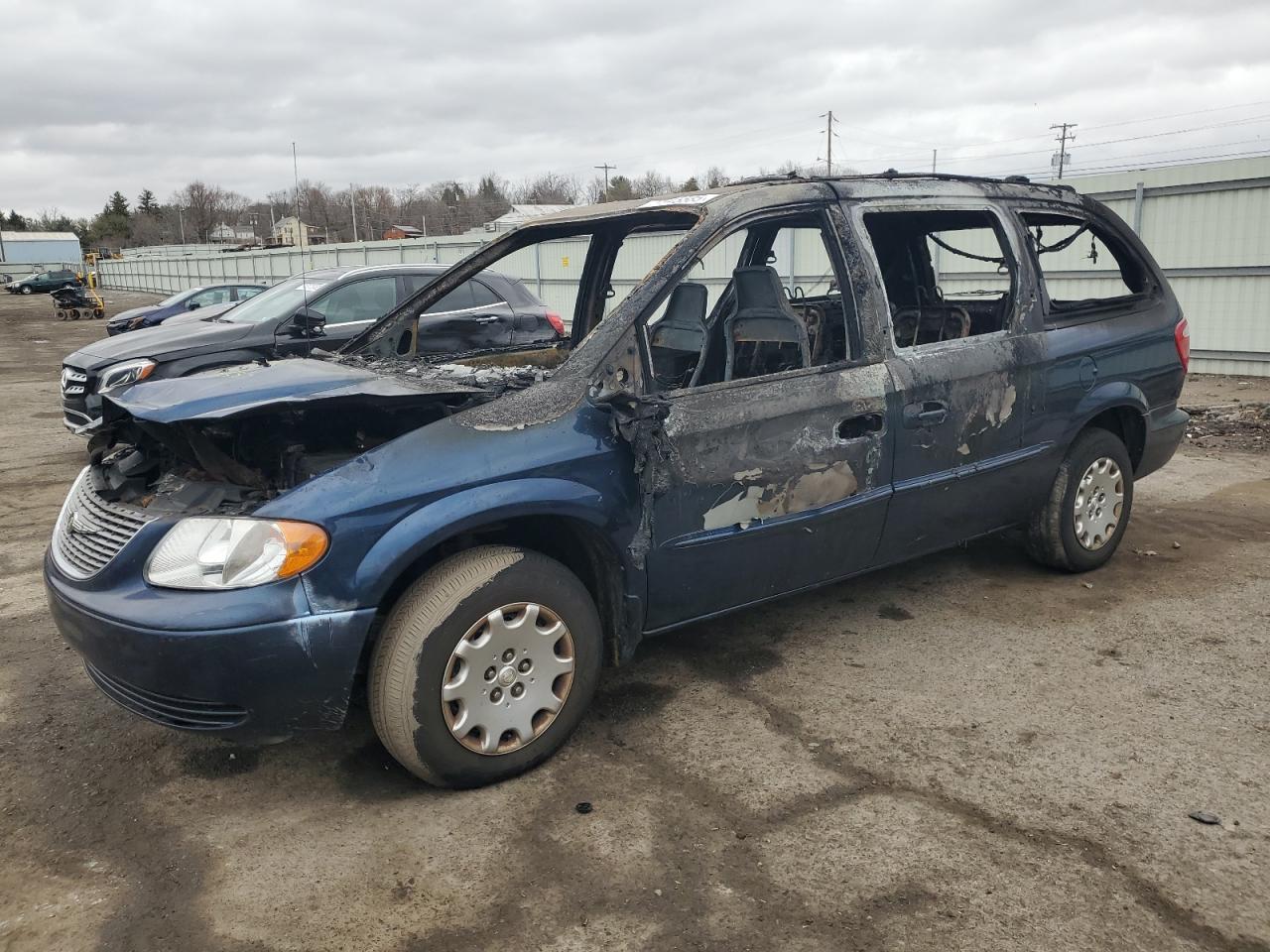 2002 Chrysler Town & Country - Image 1