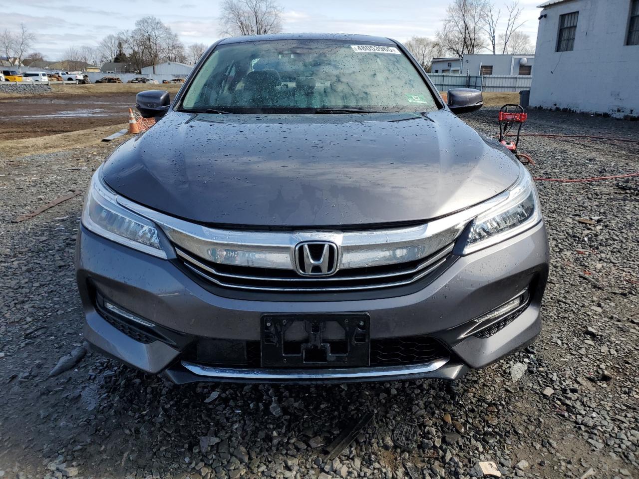 2016 Honda Accord - Image 5