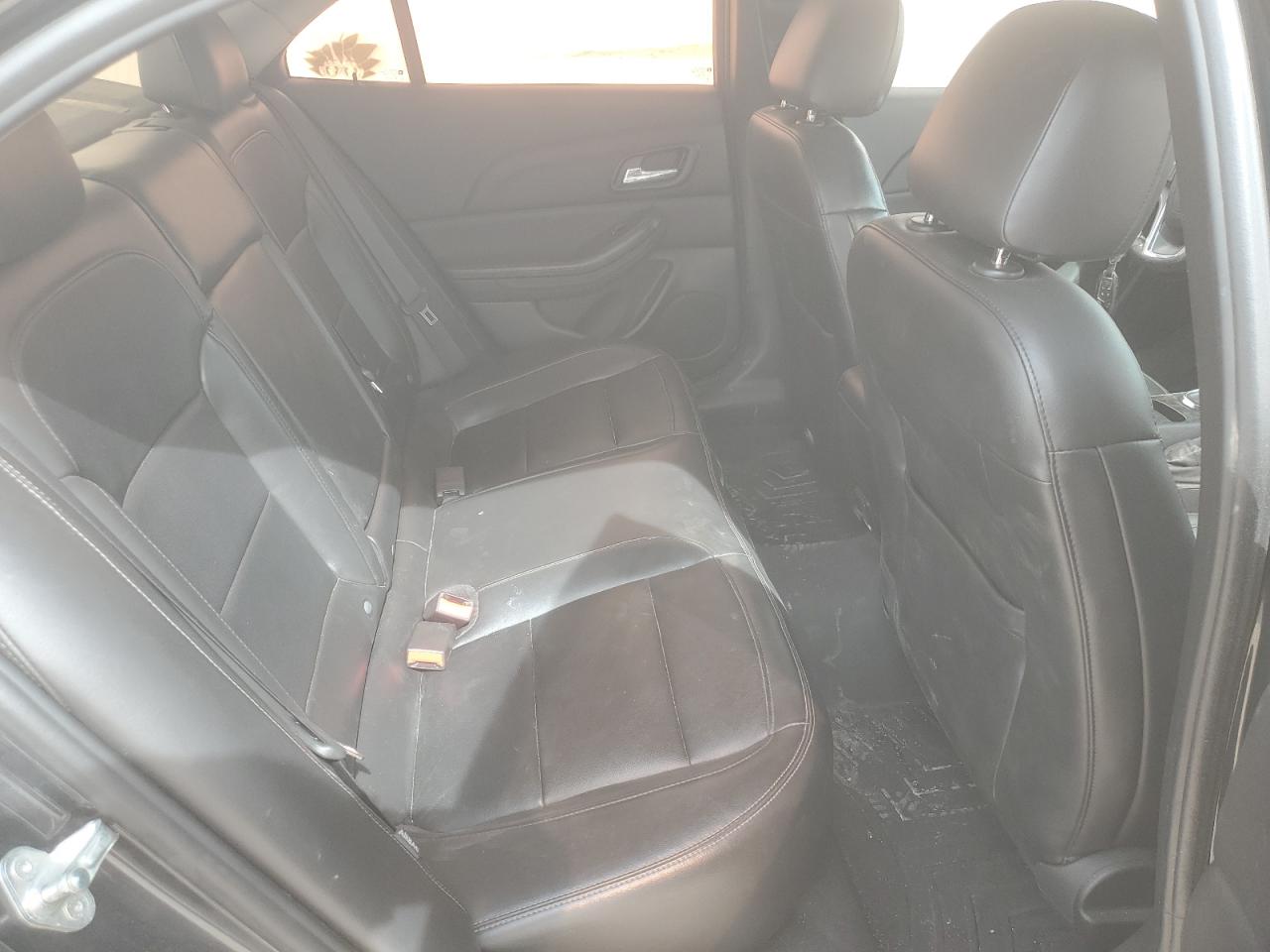 2015 Chevrolet Malibu - Image 10