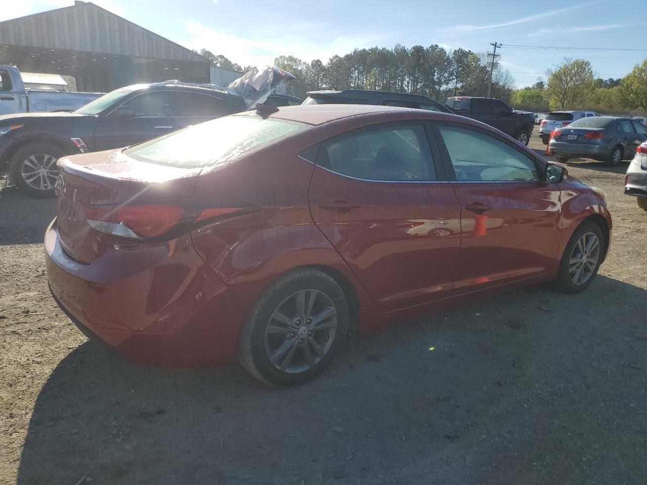 2016 Hyundai Elantra - Image 3