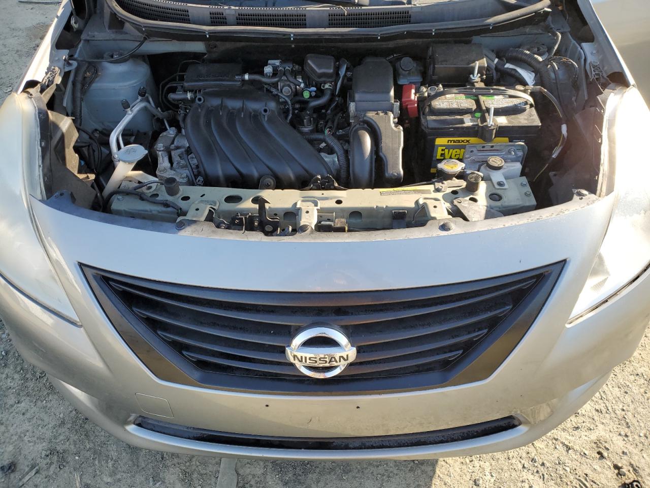 2012 Nissan Versa - Image 11