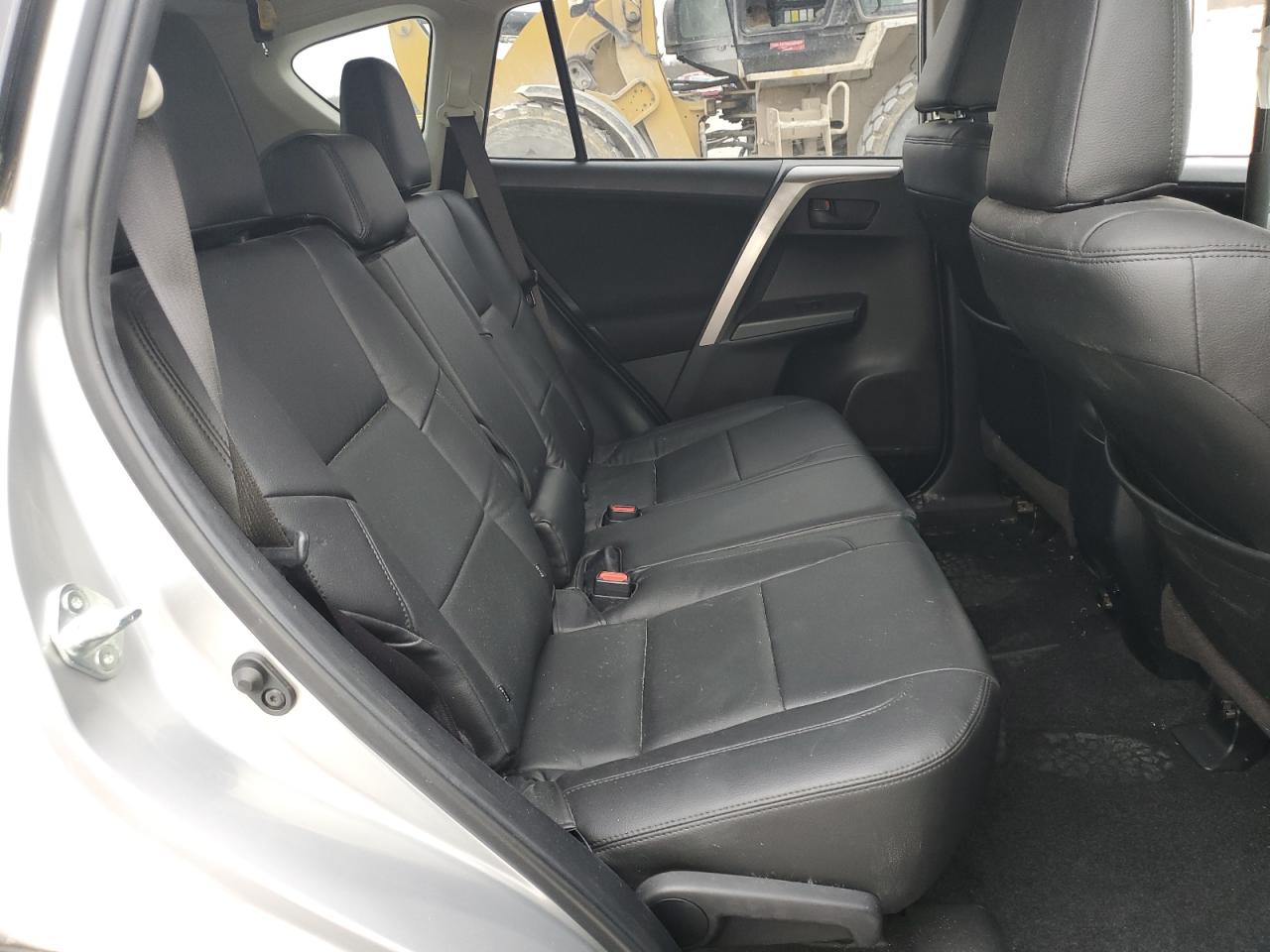 2018 Toyota RAV 4 - Image 12