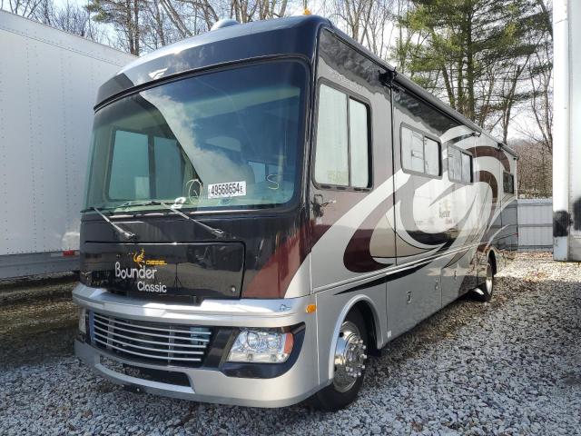 2013 FREIGHTLINER CHASSIS M LINE MOTOR HOME