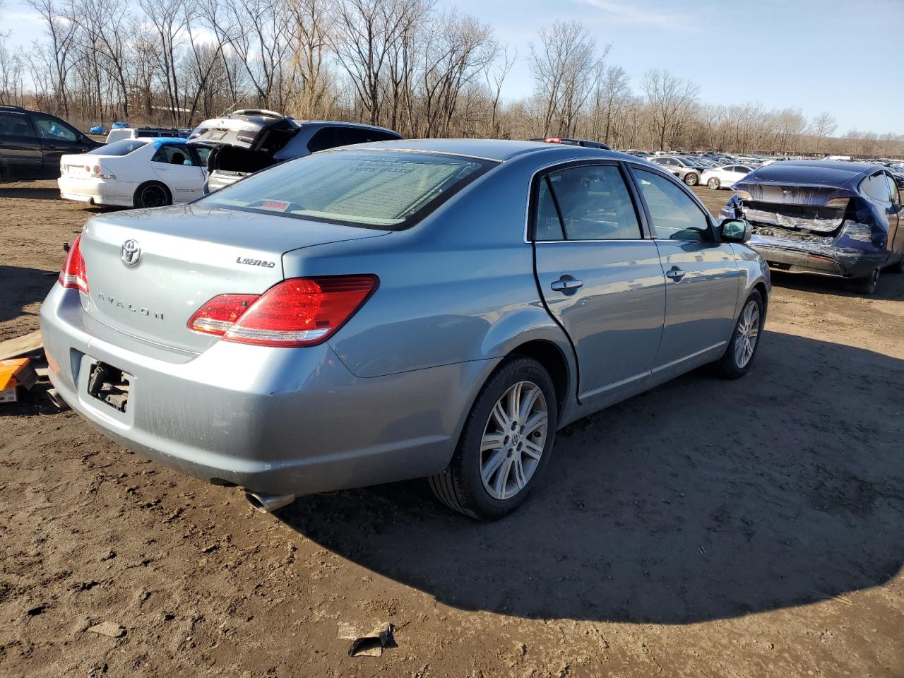 2007 Toyota Avalon - Image 3