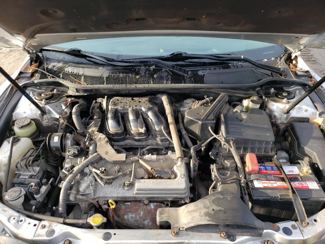 2009 Toyota Camry - Image 11