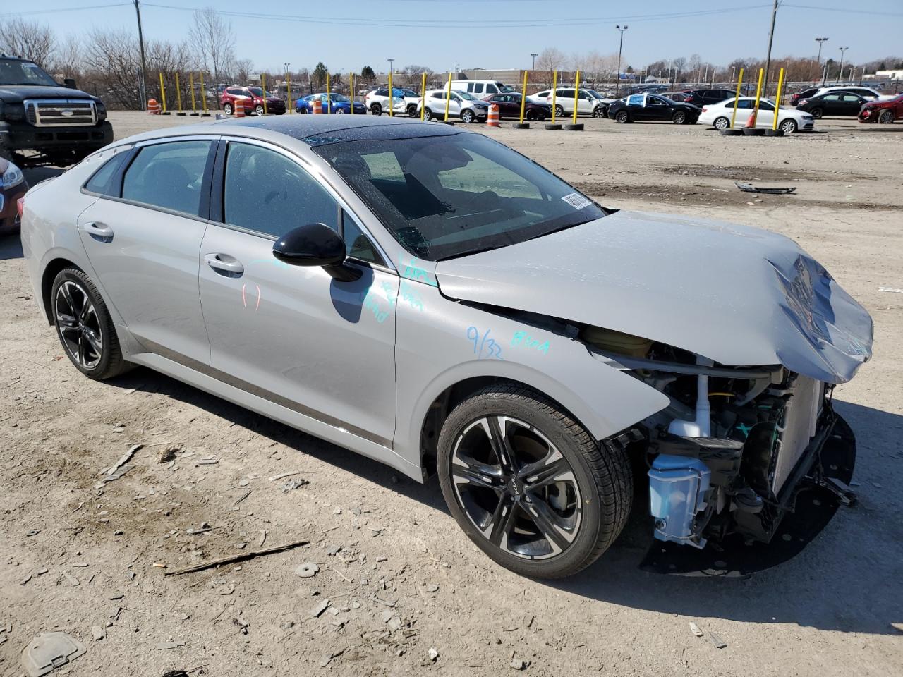 2024 Kia K5 - Image 4