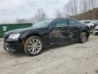 2018 Chrysler 300 Limited للبيع في Hurricane، WV - Side
