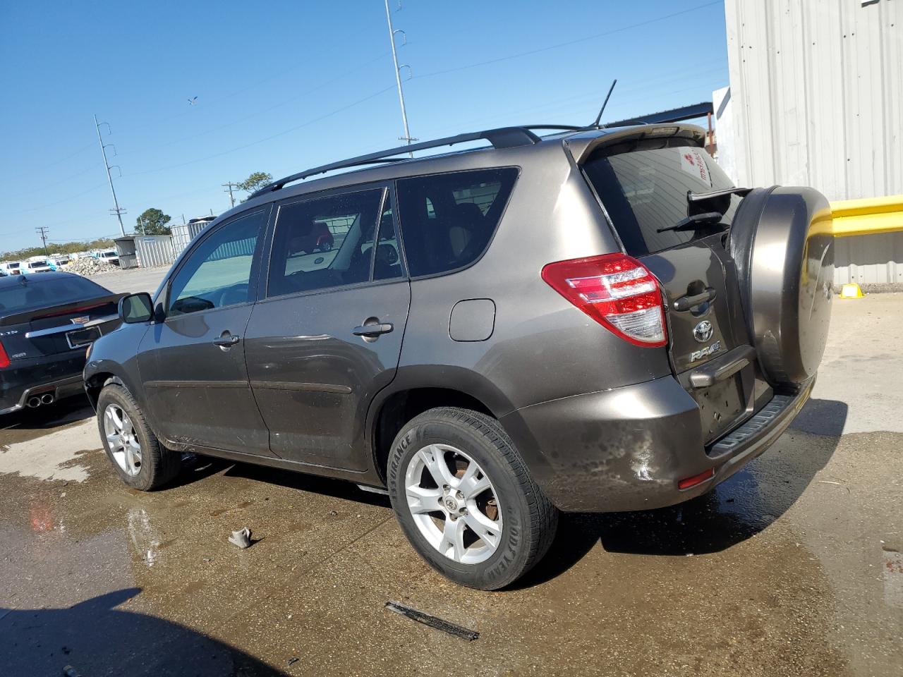 2011 Toyota RAV 4 - Image 2