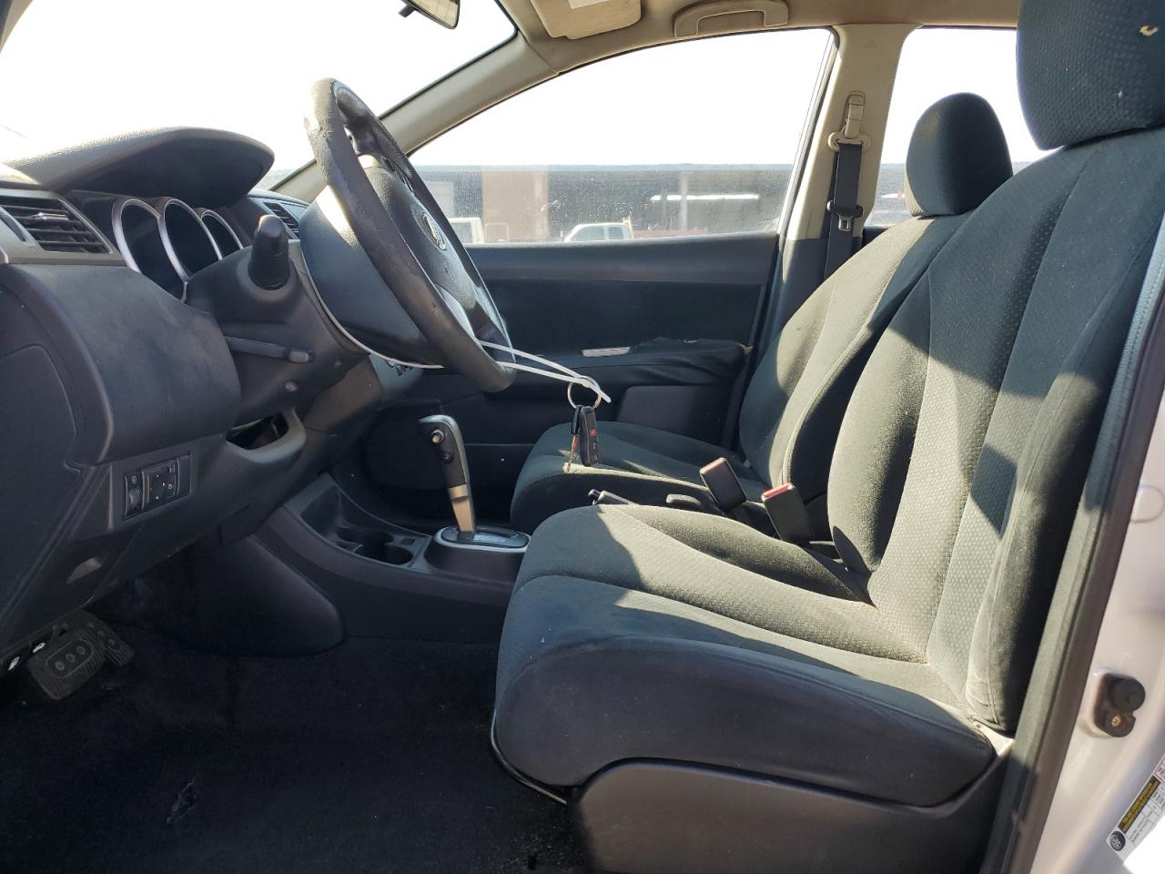 2010 Nissan Versa - Image 7