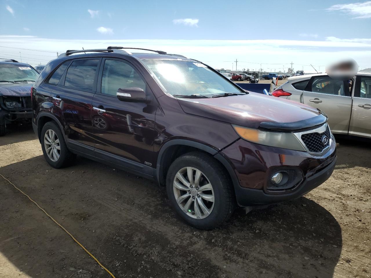 2011 Kia Sorento - Image 4