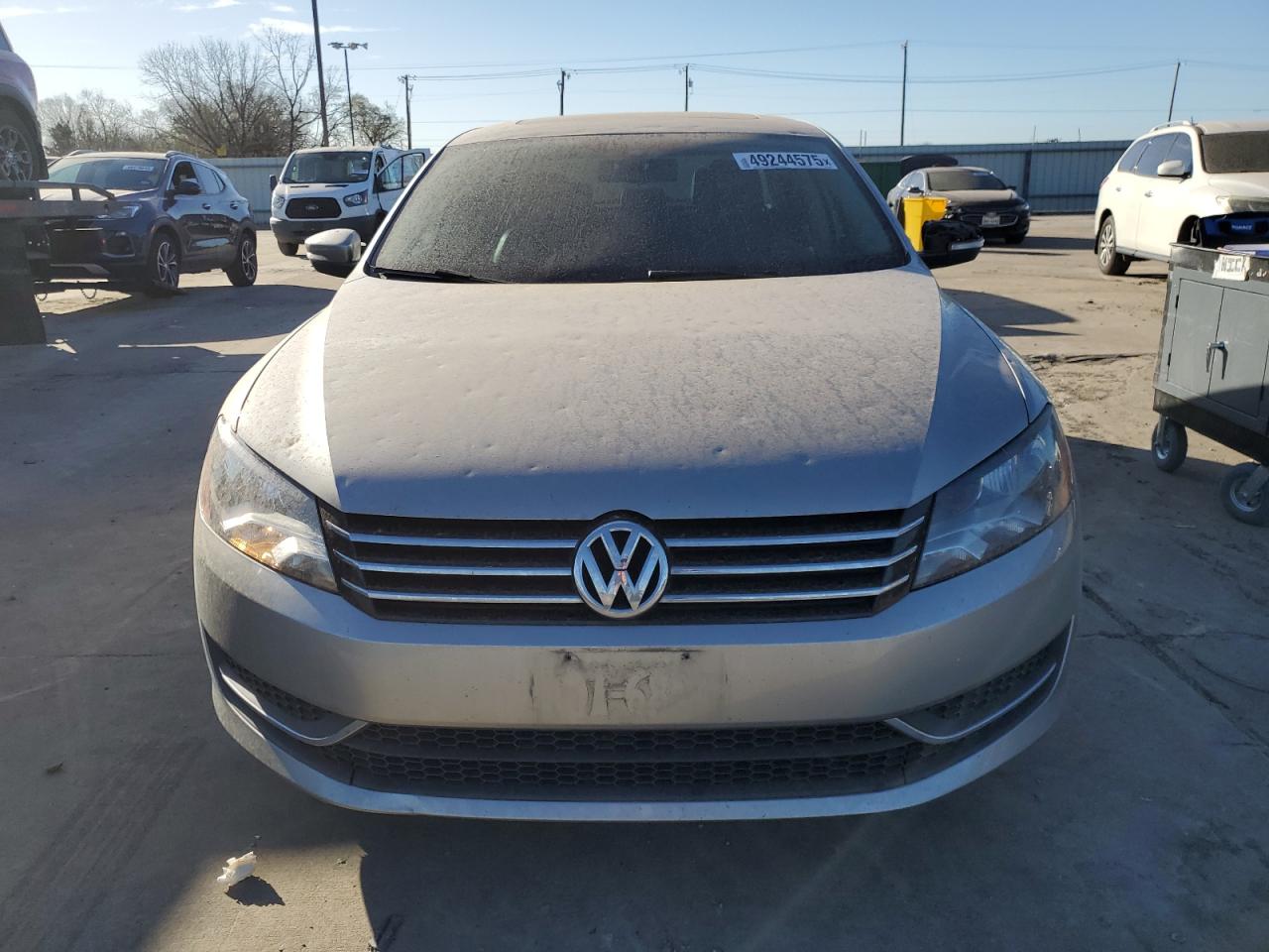 2014 Volkswagen Passat - Image 5