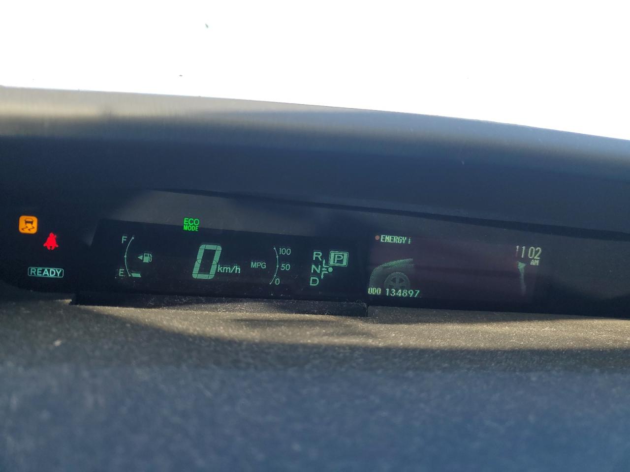 2015 Toyota Prius - Image 9