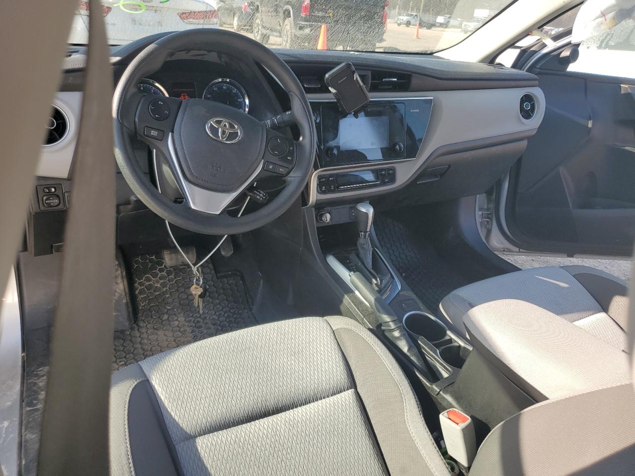 2017 Toyota Corolla - Image 8