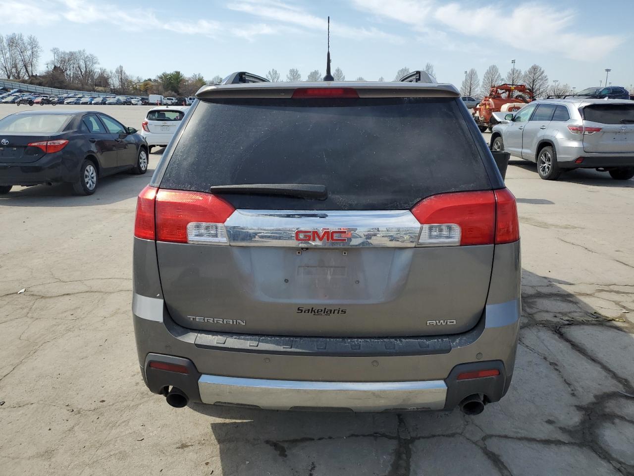 2012 GMC Terrain - Image 6