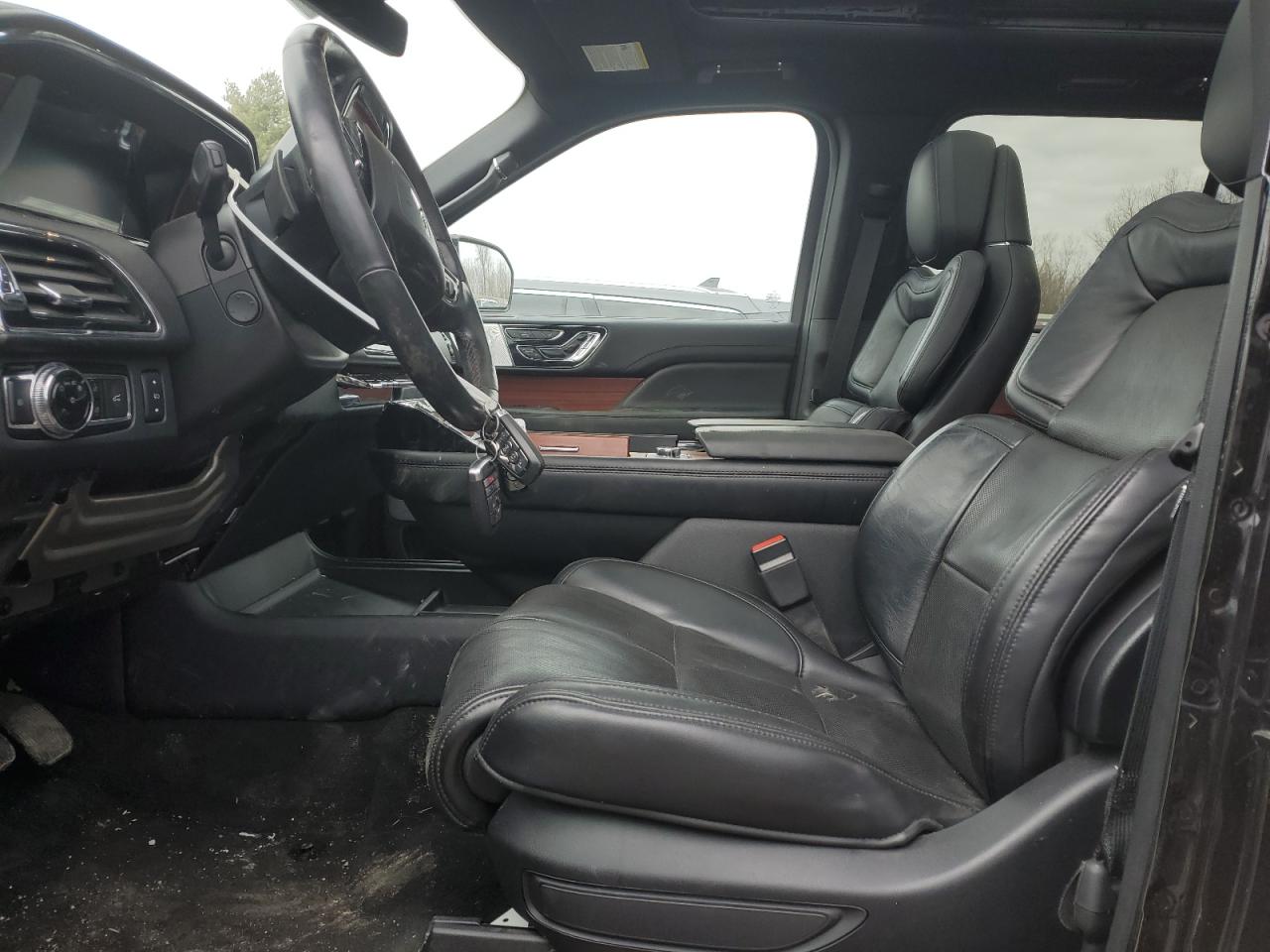 2021 Lincoln Navigator - Image 7