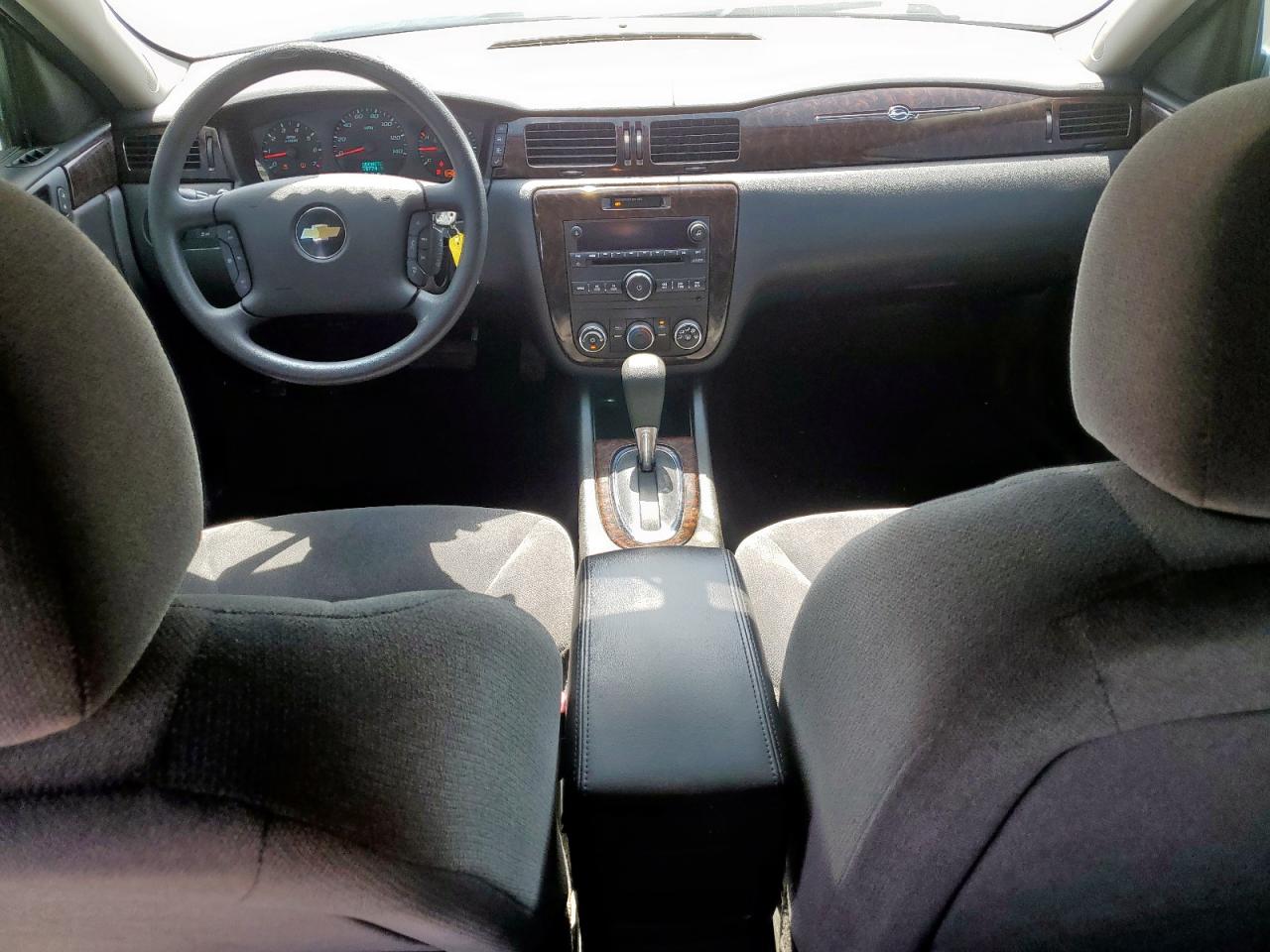 2015 Chevrolet Impala - Image 8