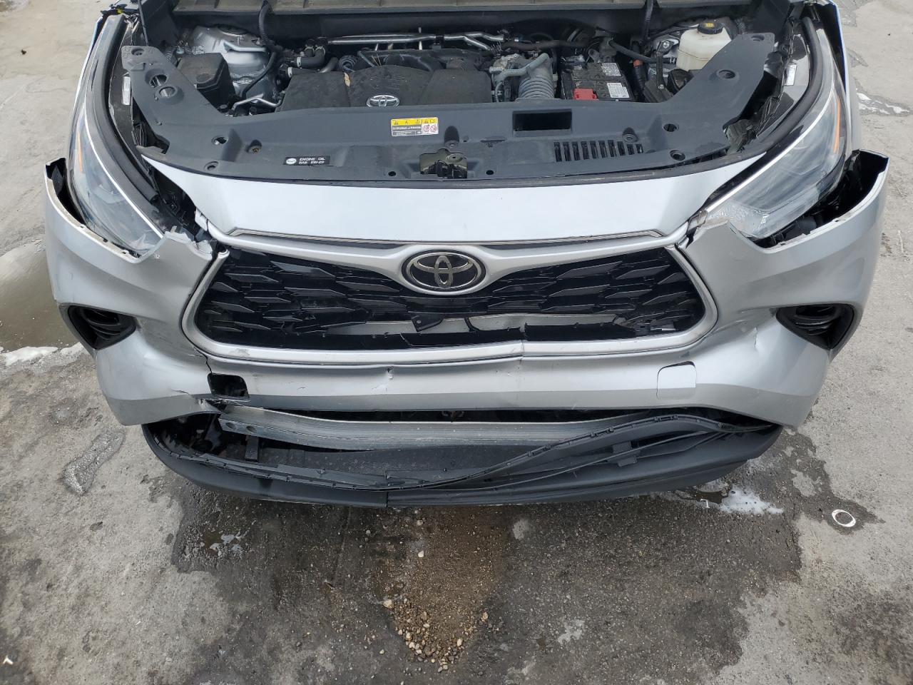 2022 Toyota Highlander Xle VIN: 5TDHZRAH2NS121814 Lot: 50710215