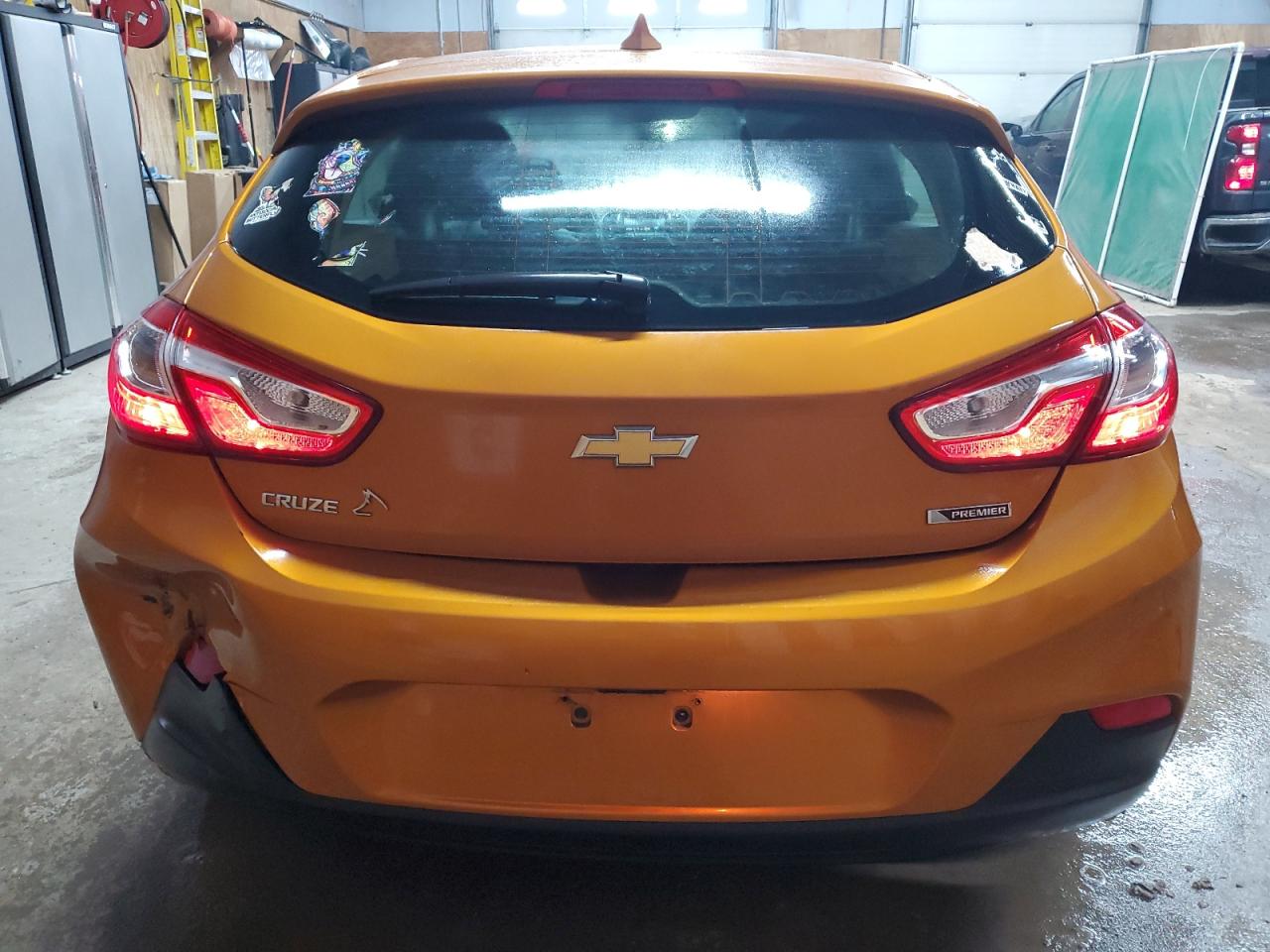 2017 Chevrolet Cruze - Image 6