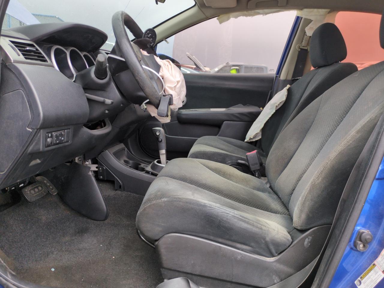 2010 Nissan Versa - Image 7