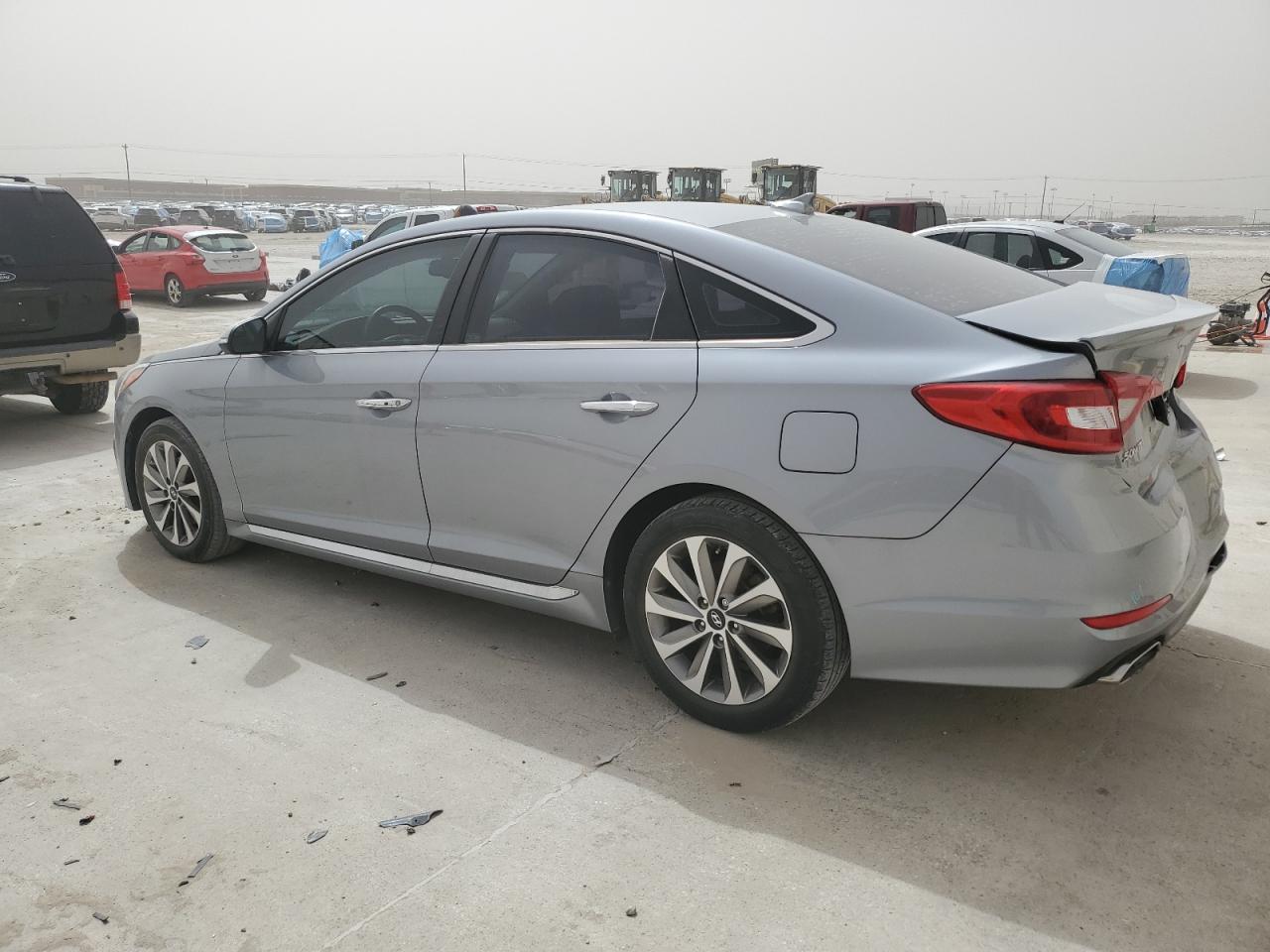 2017 Hyundai Sonata - Image 2