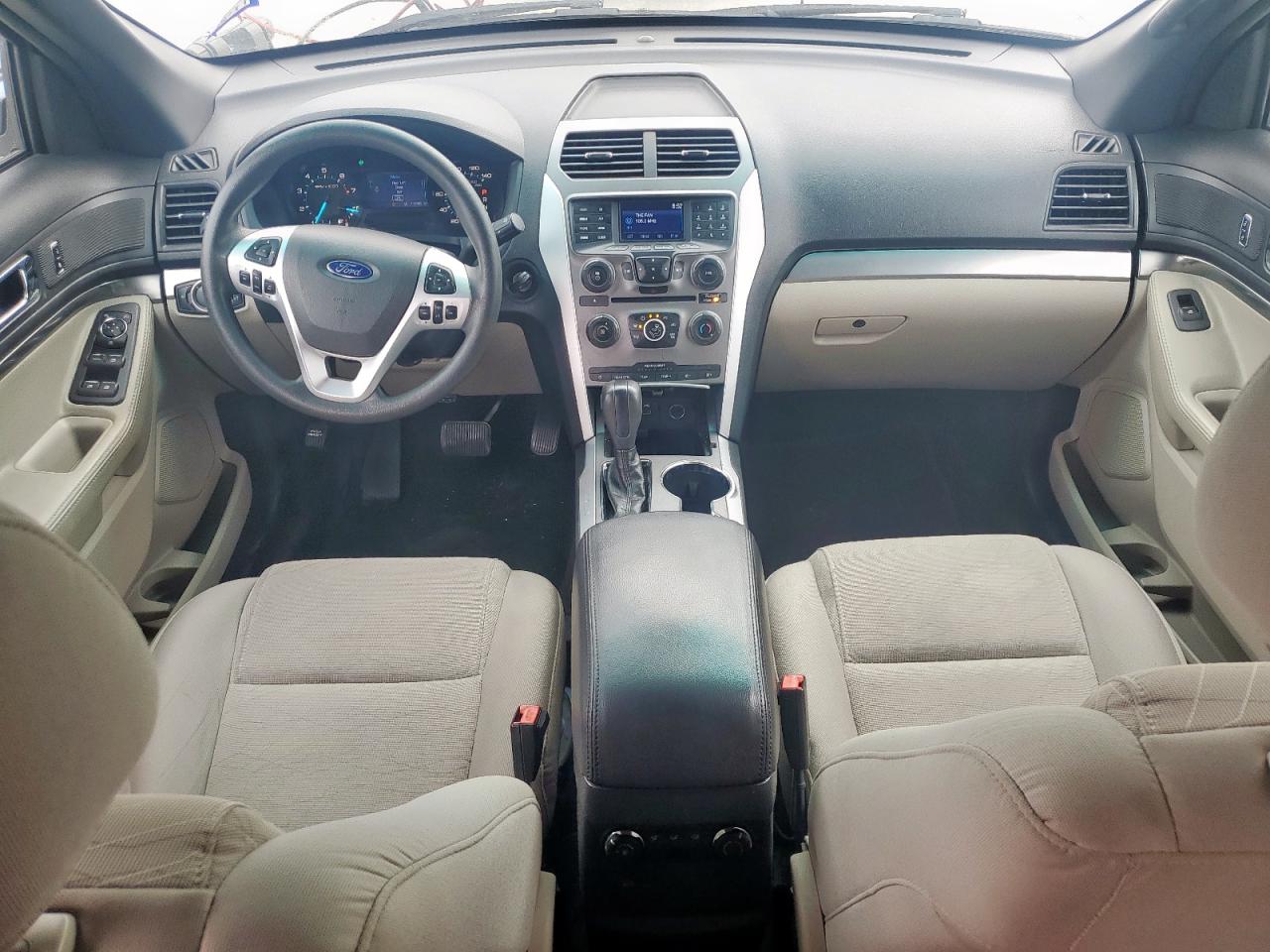 2015 Ford Explorer - Image 8