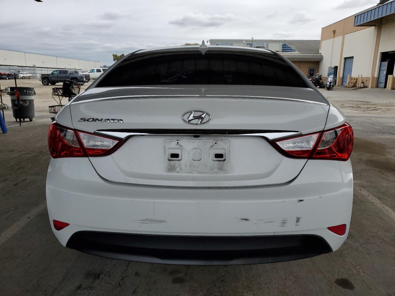 2014 Hyundai Sonata - Image 6