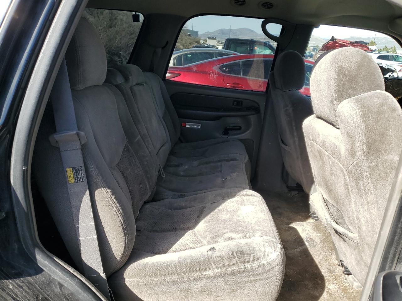 2003 Chevrolet Tahoe C1500 VIN: 1GNEC13VX3R318614 Lot: 49925785