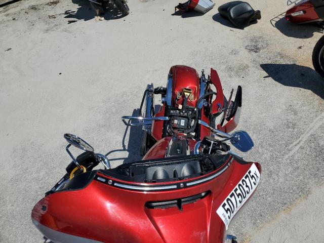  HARLEY-DAVIDSON FL 2019 Красный