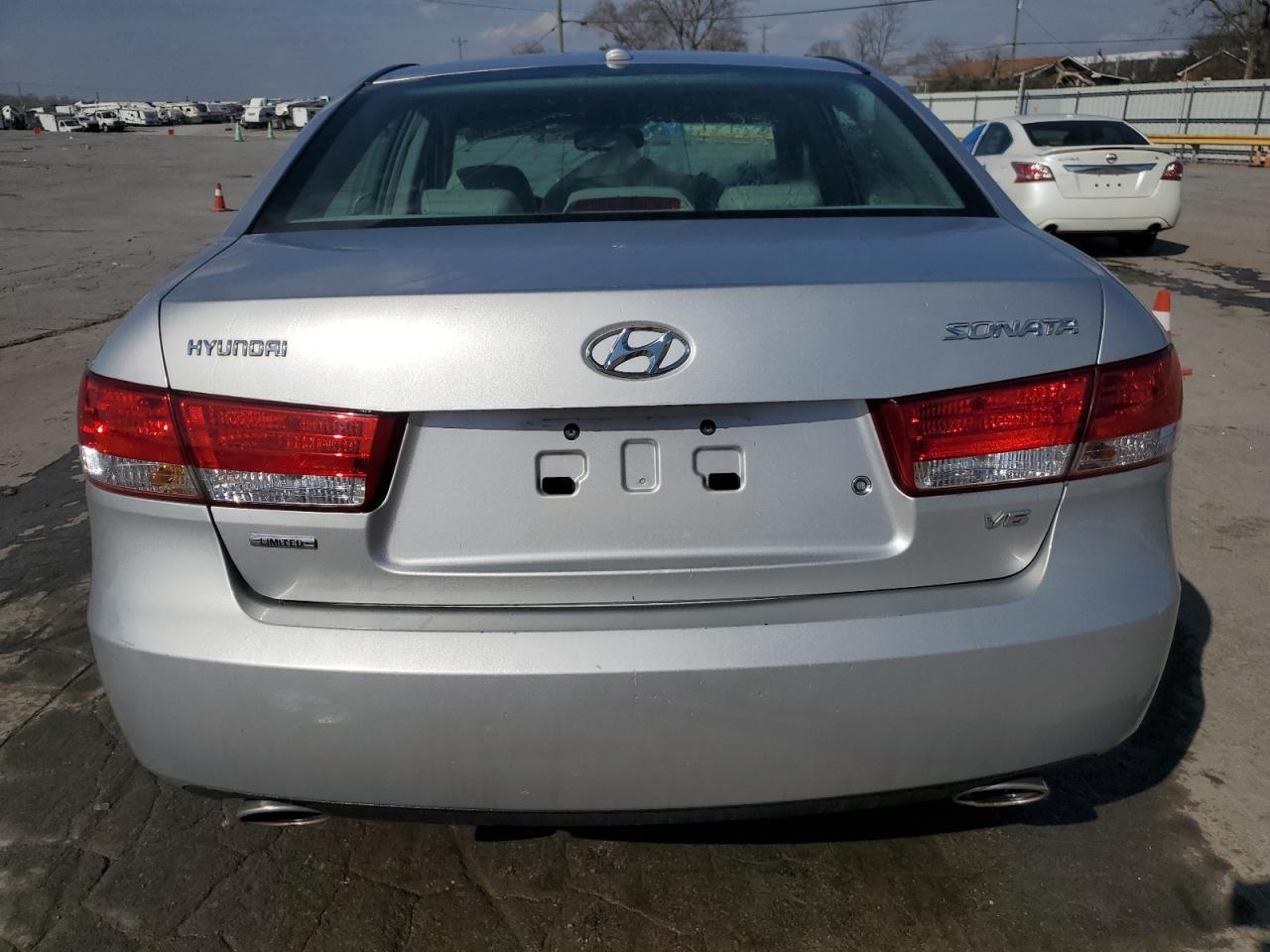 2008 Hyundai Sonata - Image 6