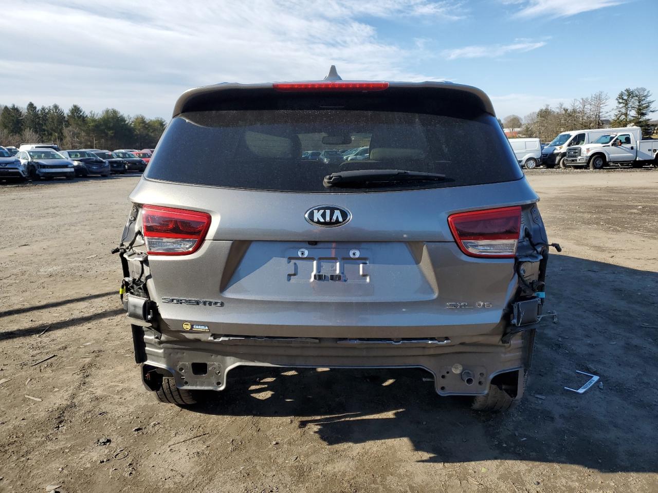 2017 Kia Sorento - Image 6