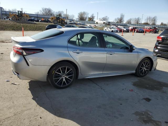  TOYOTA CAMRY 2021 Серебристый