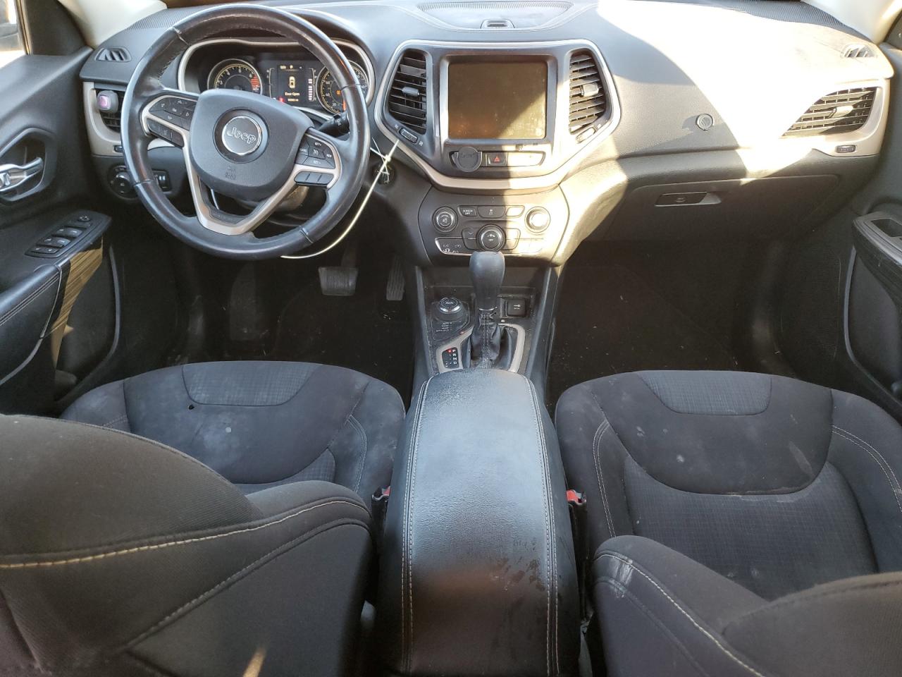 2016 Jeep Grand Cherokee - Image 8