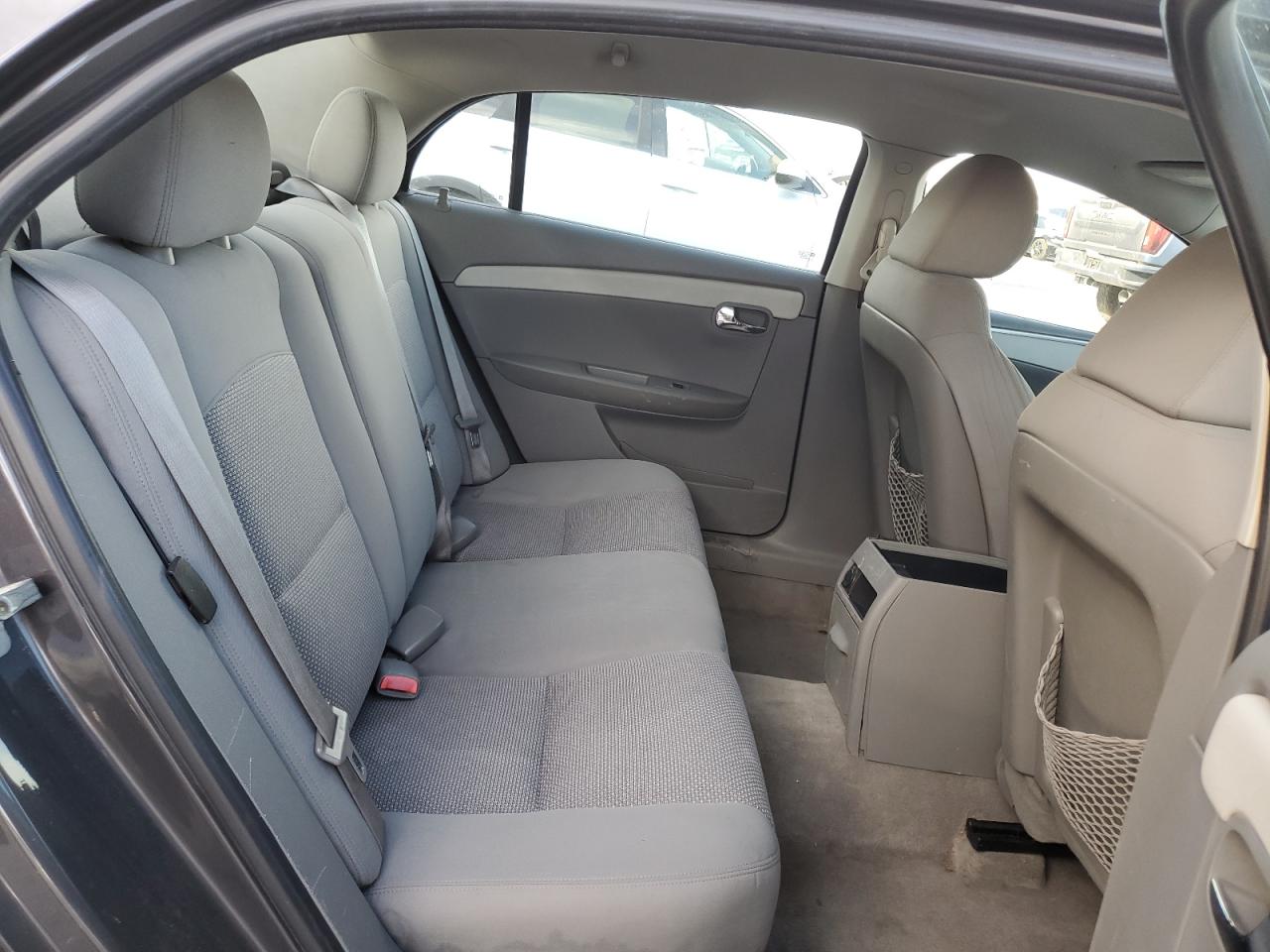 2011 Chevrolet Malibu - Image 10