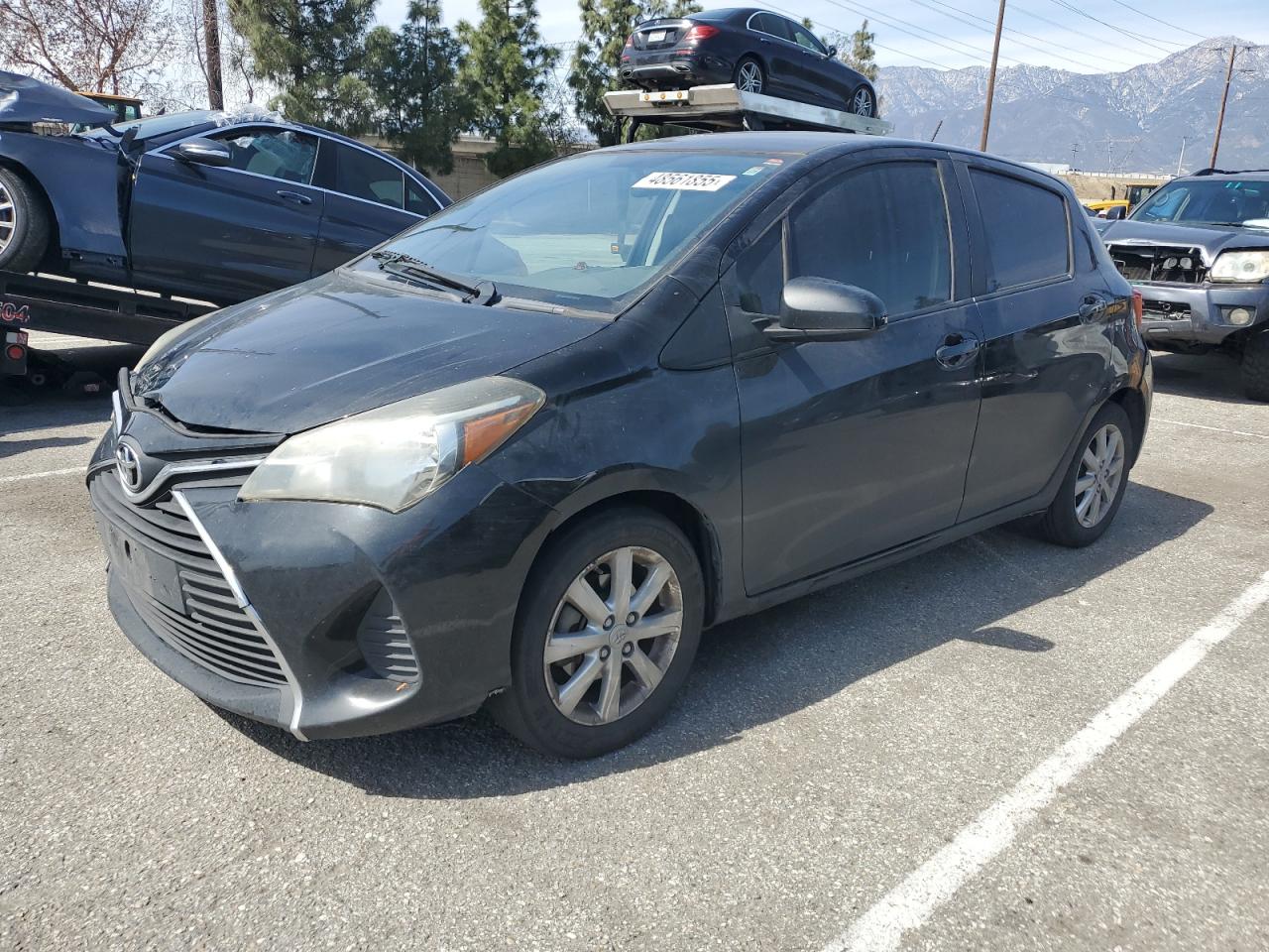 2015 Toyota Yaris - Image 1