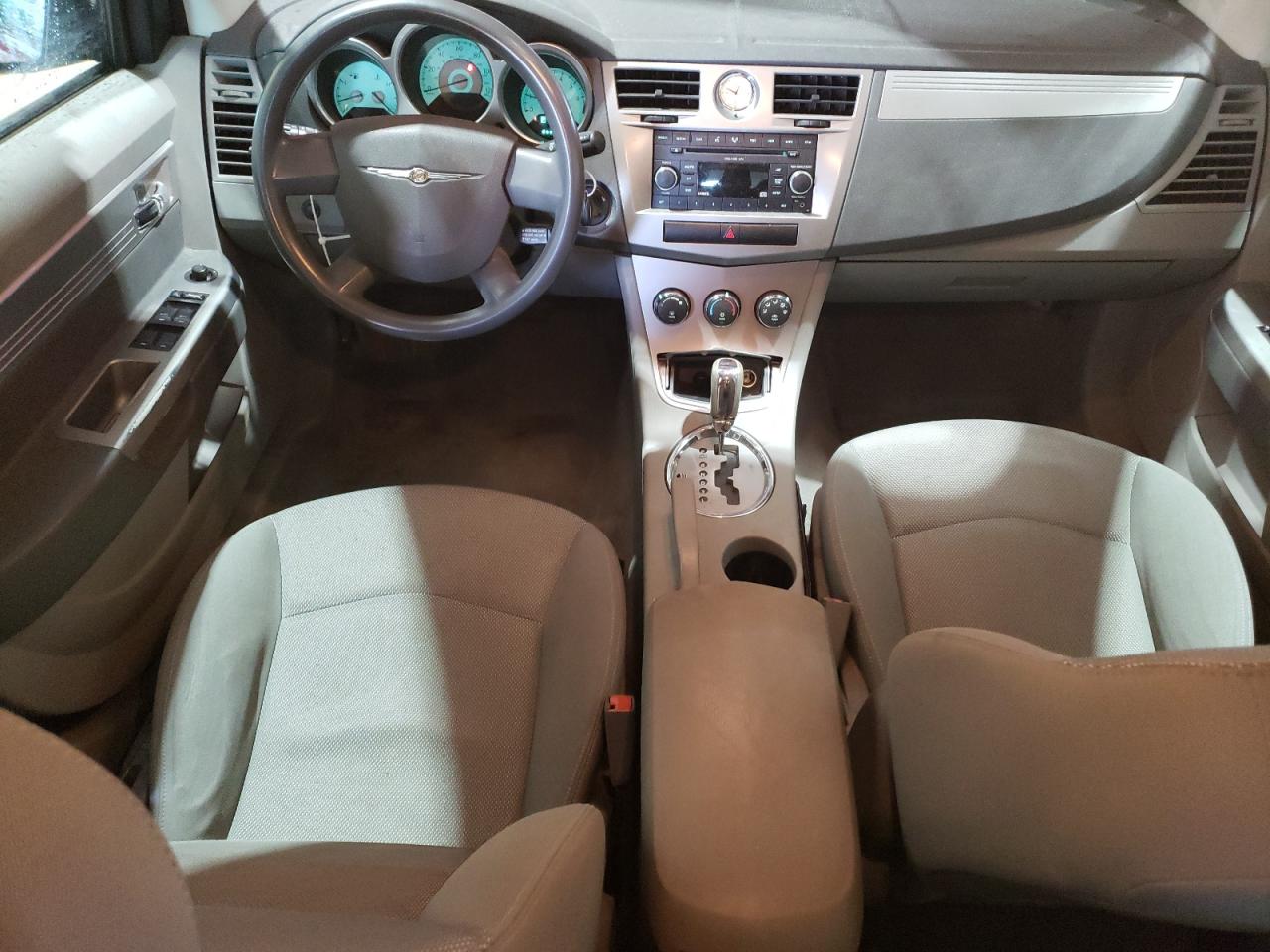 2007 Chrysler Sebring - Image 8