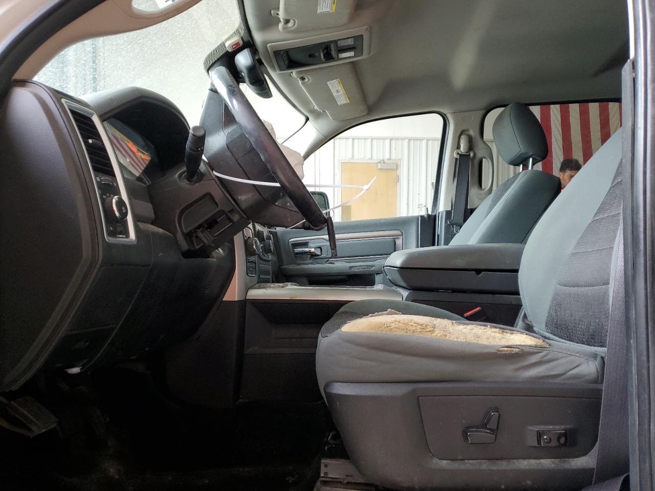 2016 RAM 1500 - Image 7