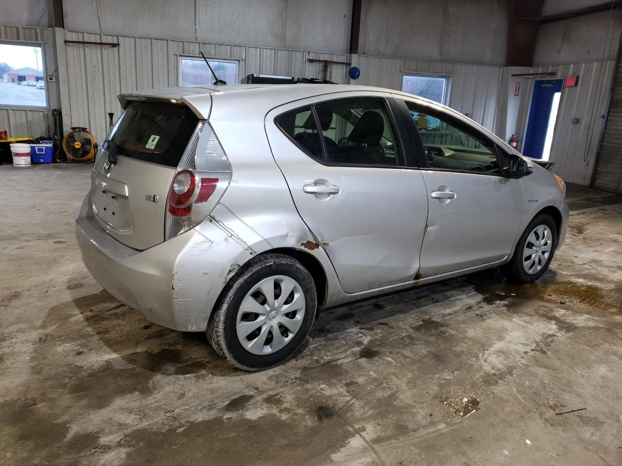 2014 Toyota Prius - Image 3
