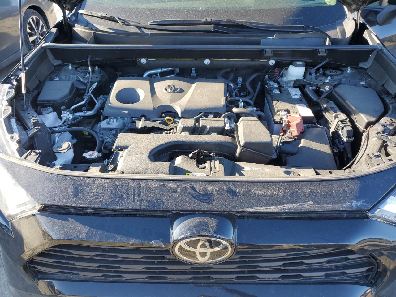 2023 Toyota RAV 4 - Image 12