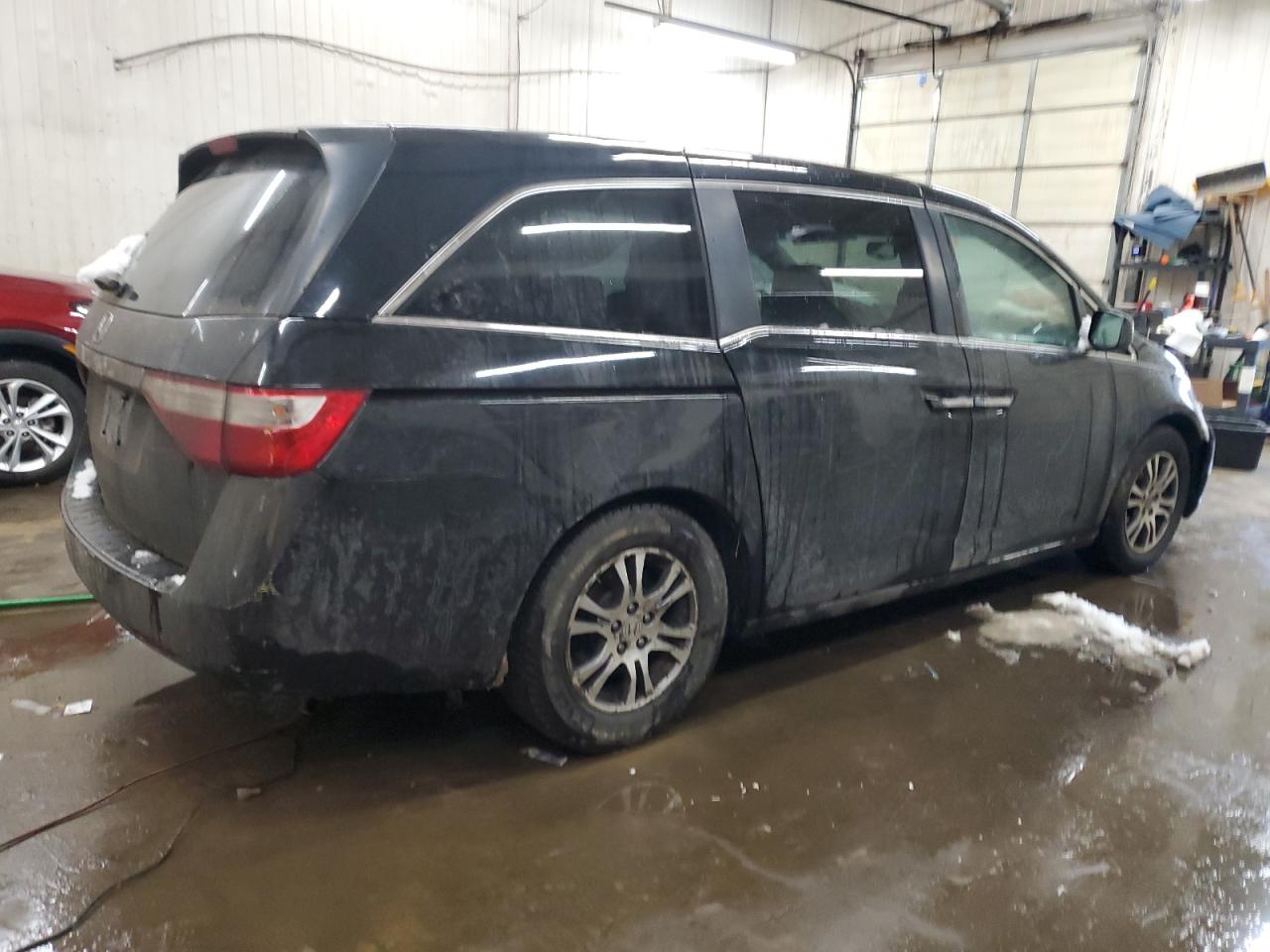 2012 Honda Odyssey - Image 3