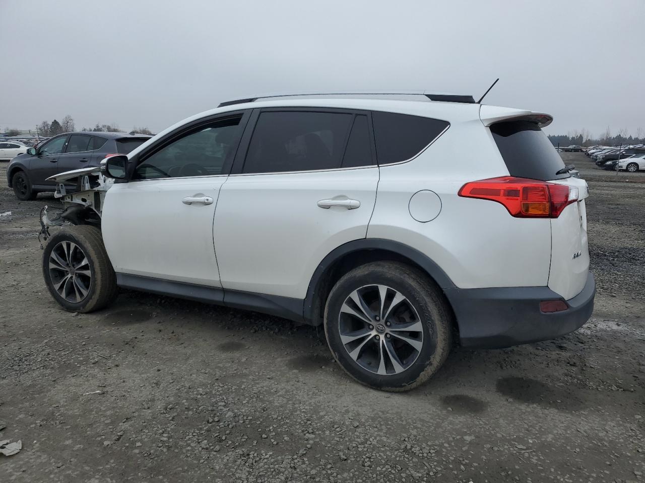2015 Toyota RAV 4 - Image 2