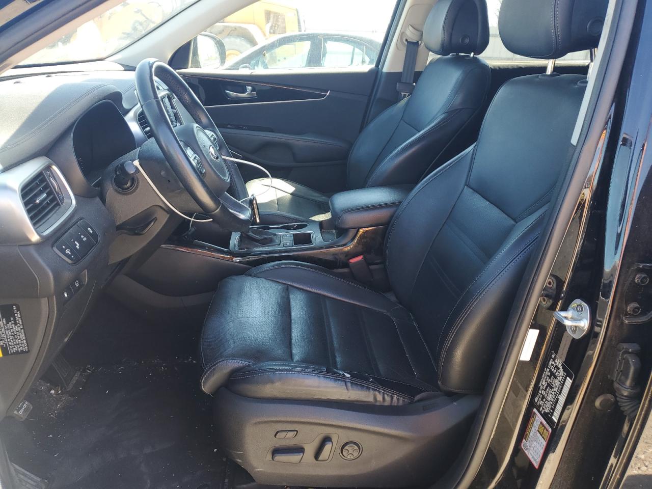 2016 Kia Sorento - Image 7